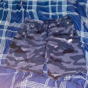 mens nike shorts